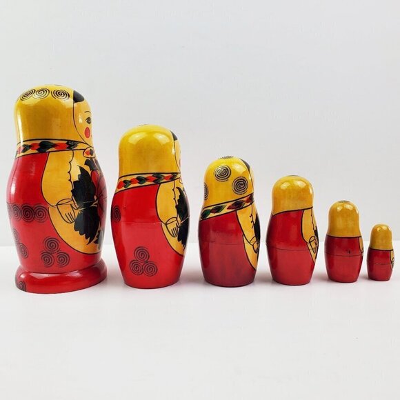 Russian Matryoshka Nesting Dolls Vintage 6 USSR Wood Hand Painted Folk Art - Picture 13 of 13